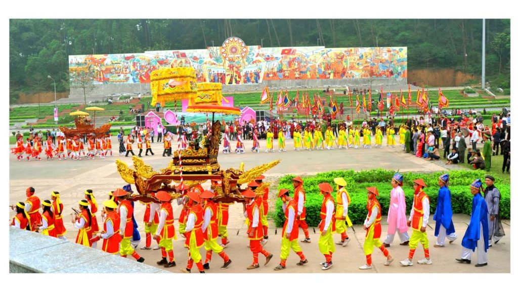  フン王神社祭り 